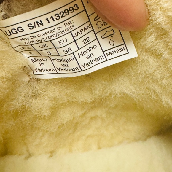 UGG ROMELY BUCKLE SHORT CHESTNUT SUEDE SHEEPSKIN WOMEN'S BOOTS SIZE US 5 NEW - Picture 6 of 7